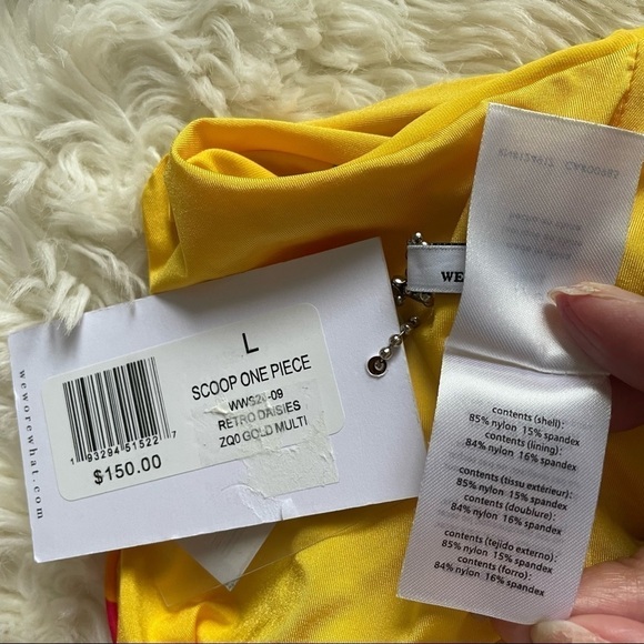 WeWoreWhat One Piece Swimsuit Scoop High Leg Printed Nylon Retro Daisies L NWT - Picture 8 of 11